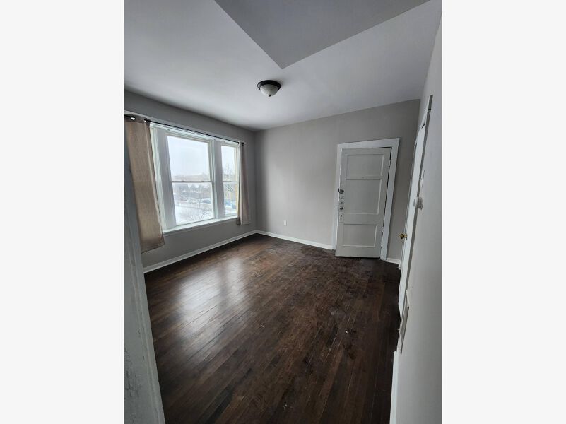 1500 S Lawndale Avenue