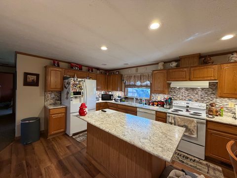 Tiny photo for 101 Azalea Lane, Makanda, IL 62958 (MLS # 12591685)