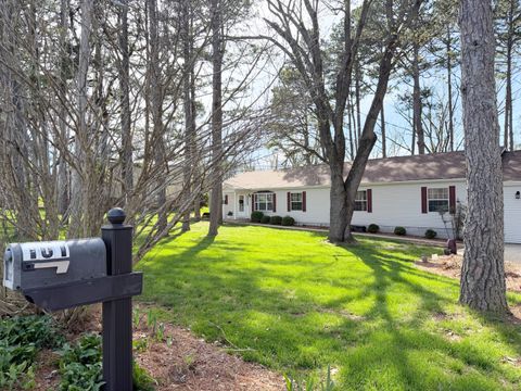 Photo of 101 Azalea Lane, Makanda, IL 62958 (MLS # 12591685)