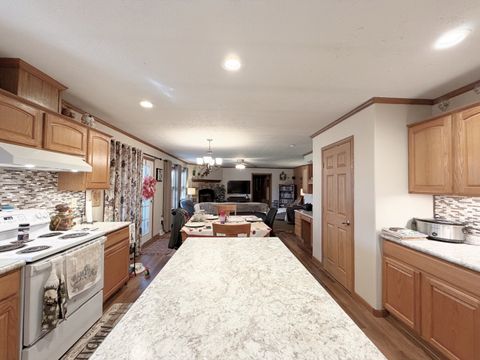 Tiny photo for 101 Azalea Lane, Makanda, IL 62958 (MLS # 12591685)