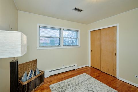 Tiny photo for 5500 Harvard Terrace, Skokie, IL 60077 (MLS # 12622963)