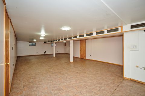 Tiny photo for 5500 Harvard Terrace, Skokie, IL 60077 (MLS # 12622963)