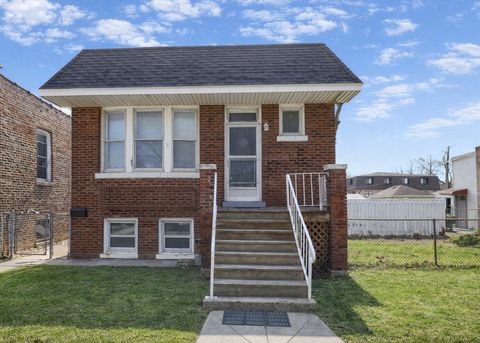 Photo of 5019 W 32 Place, Cicero, IL 60804 (MLS # 12604418)