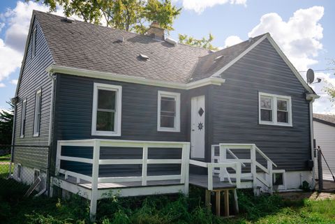 Tiny photo for 2N152 Wisconsin Avenue, Villa Park, IL 60181 (MLS # 12493347)
