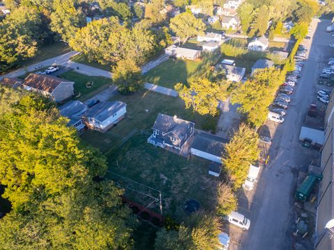 Tiny photo for 2N152 Wisconsin Avenue, Villa Park, IL 60181 (MLS # 12493347)