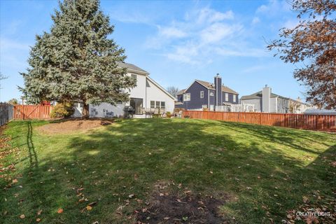 Tiny photo for 363 Cornwall Avenue, South Elgin, IL 60177 (MLS # 12572876)
