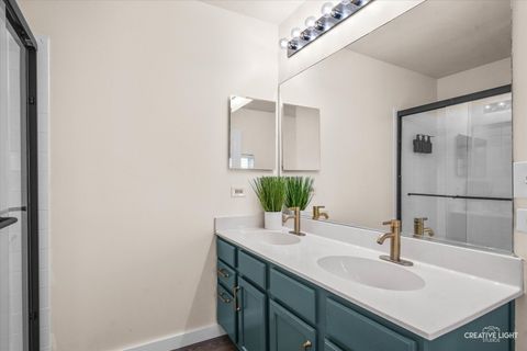 Tiny photo for 363 Cornwall Avenue, South Elgin, IL 60177 (MLS # 12572876)