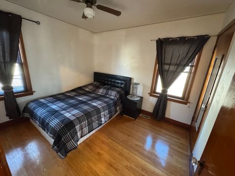 Tiny photo for 886 E Thacker Street, Des Plaines, IL 60016 (MLS # 12523395)