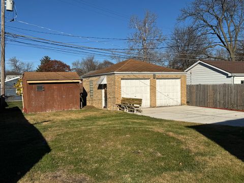 Tiny photo for 886 E Thacker Street, Des Plaines, IL 60016 (MLS # 12523395)