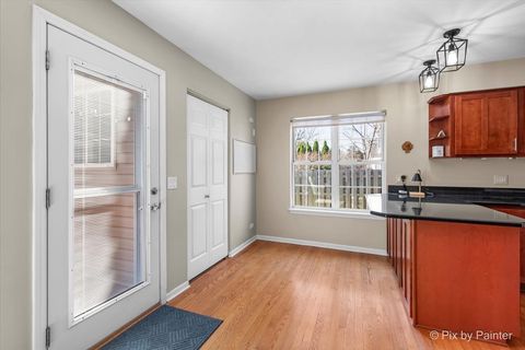 Tiny photo for 735 Royal Glen Drive, Cary, IL 60013 (MLS # 12604503)