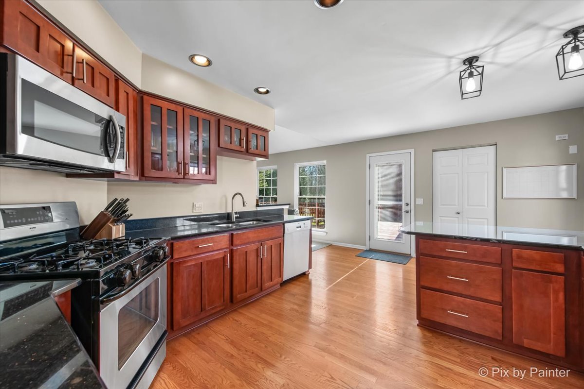 735 Royal Glen Drive