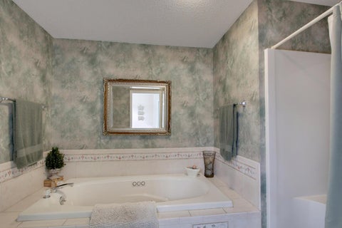 Tiny photo for 4932 Lake View Drive, Quincy, IL 62305 (MLS # 100539045)