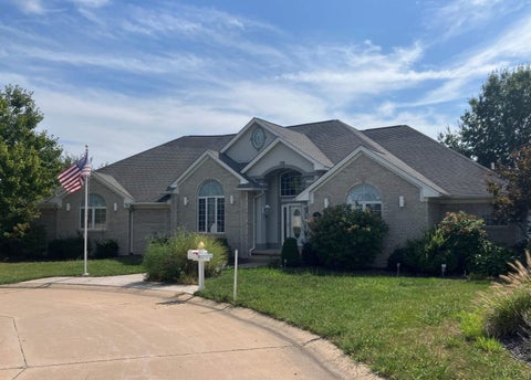 Photo of 4932 Lake View Drive, Quincy, IL 62305 (MLS # 100539045)