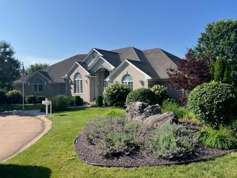 Photo of 4932 Lake View Drive, Quincy, IL 62305 (MLS # 100539045)