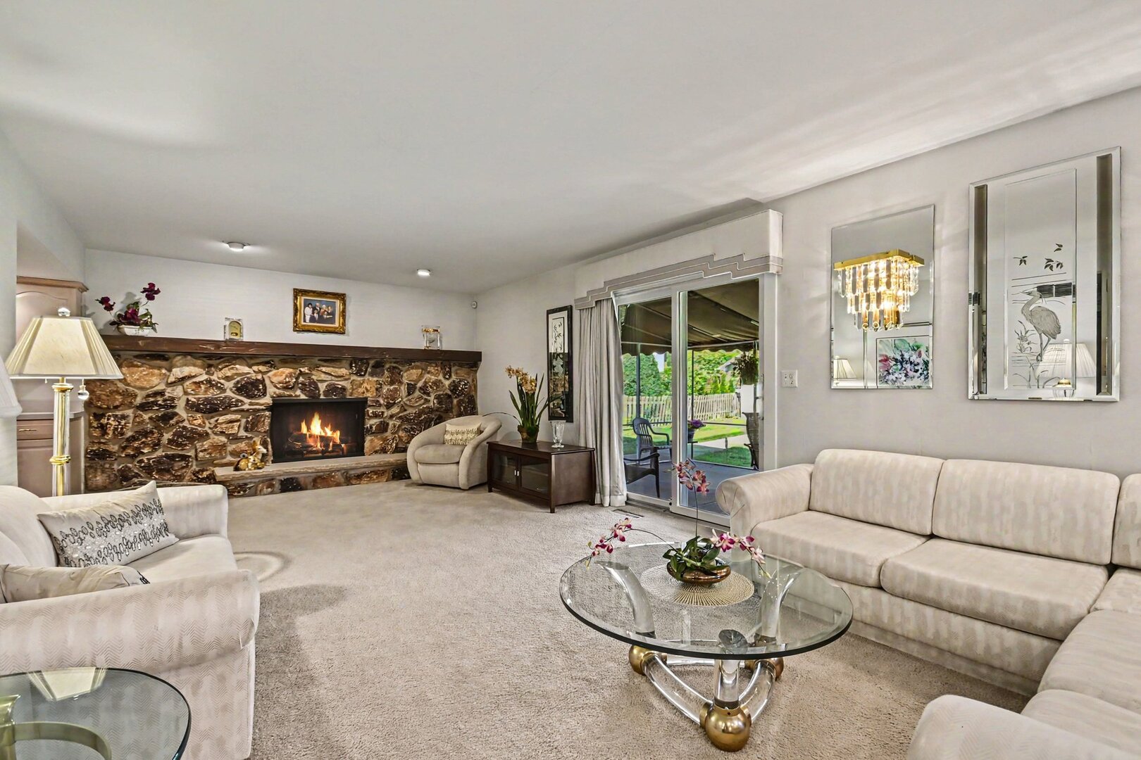 421 E Barclay Court