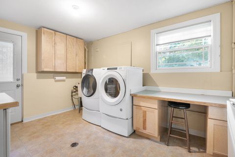 Tiny photo for 325 Pine Court, Naperville, IL 60540 (MLS # 12505275)