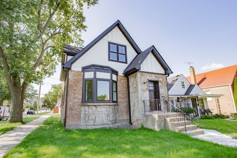 Photo of 7301 W Pensacola Avenue, Norridge, IL 60706 (MLS # 12749305)