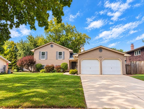 Tiny photo for 129 Newport Drive, Bolingbrook, IL 60440 (MLS # 12776184)