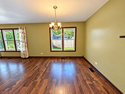 Tiny photo for 129 Newport Drive, Bolingbrook, IL 60440 (MLS # 12776184)