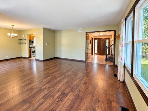 Tiny photo for 129 Newport Drive, Bolingbrook, IL 60440 (MLS # 12776184)