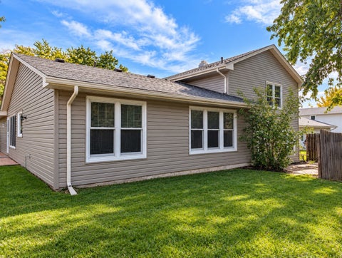 Tiny photo for 129 Newport Drive, Bolingbrook, IL 60440 (MLS # 12776184)