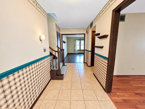 Tiny photo for 129 Newport Drive, Bolingbrook, IL 60440 (MLS # 12776184)