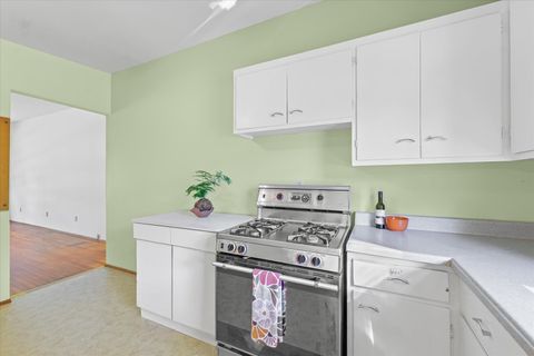 Tiny photo for 907 E Burkwood Drive, Urbana, IL 61801 (MLS # 12486229)