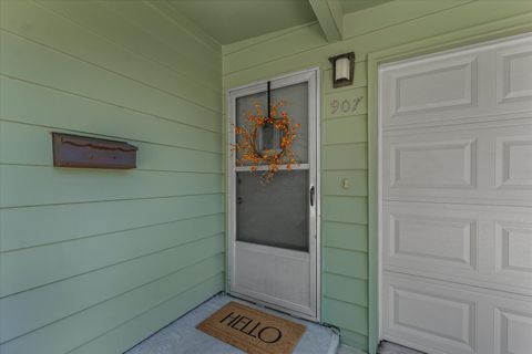 Tiny photo for 907 E Burkwood Drive, Urbana, IL 61801 (MLS # 12486229)