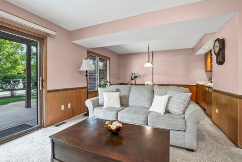 Tiny photo for 11228 Cameron Parkway, Orland Park, IL 60467 (MLS # 12450545)