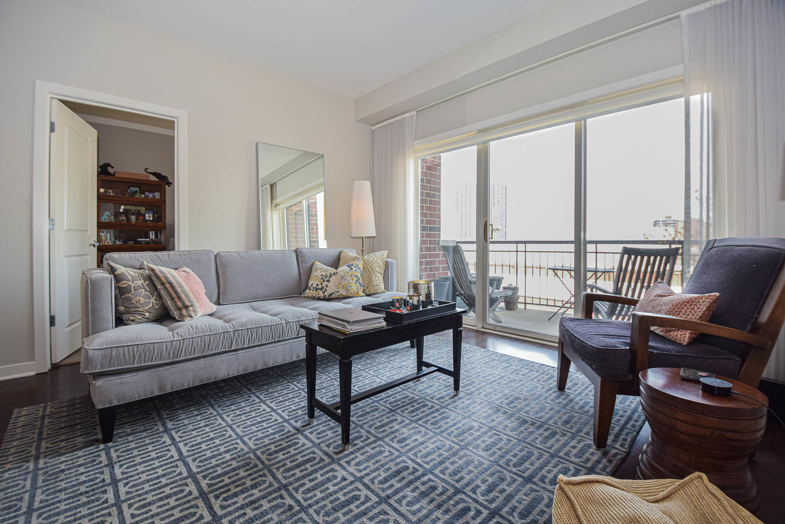 5858 N Broadway Avenue 602