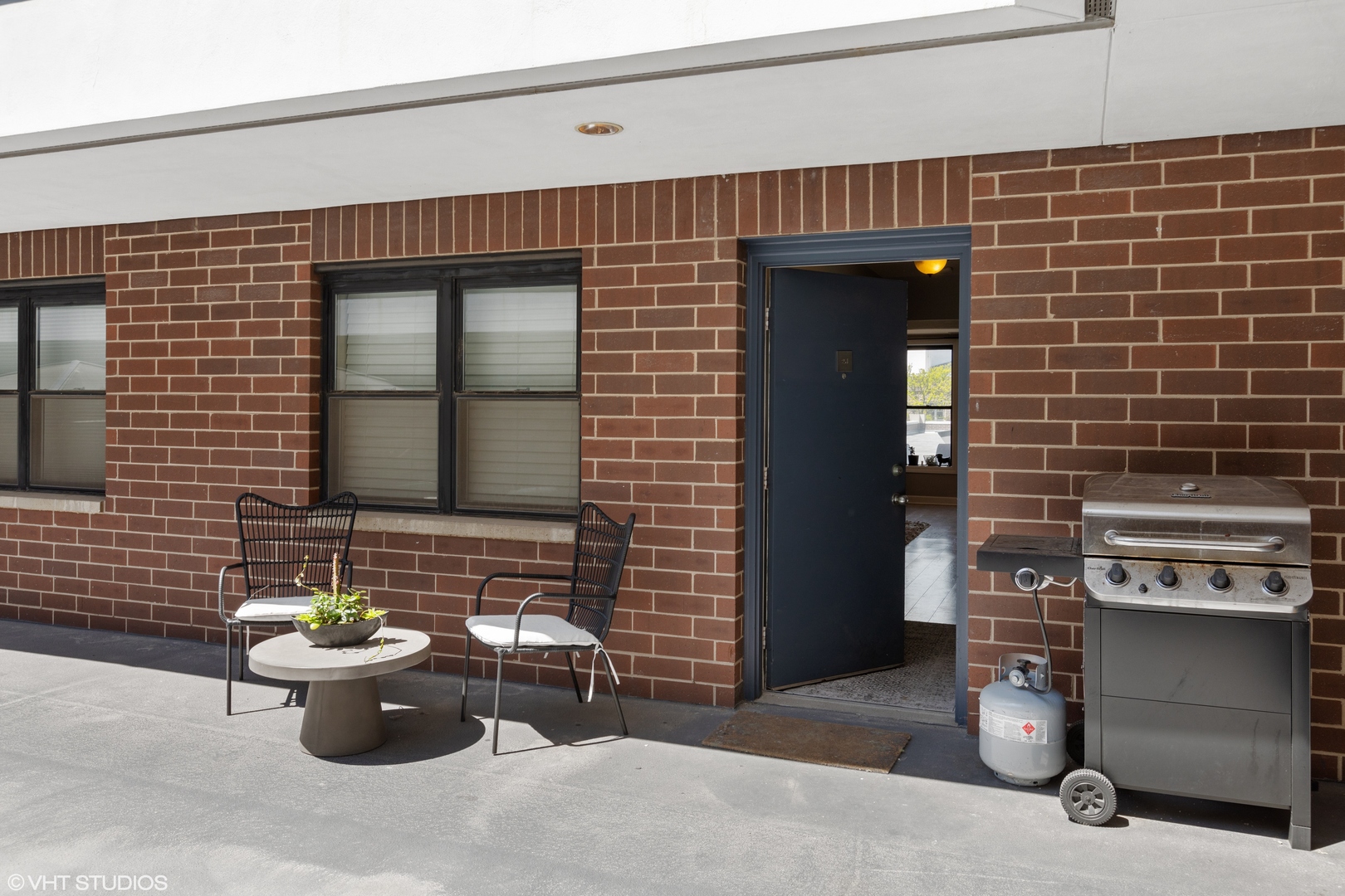 1600 N Halsted Street 2J