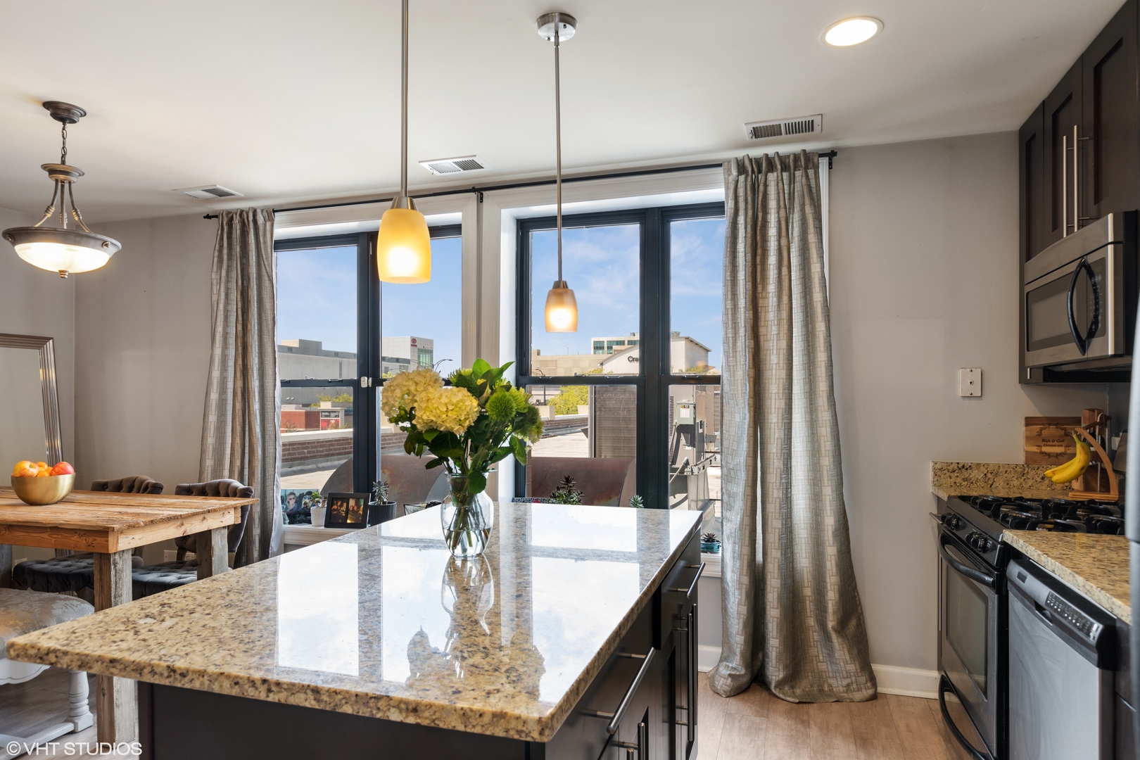 1600 N Halsted Street 2J