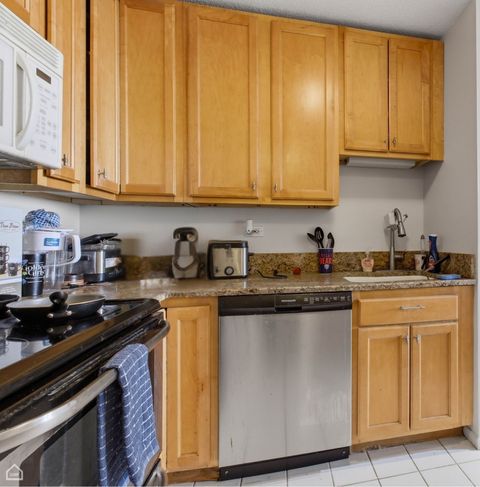 Tiny photo for 5100 N Marine Drive #17E, Chicago, IL 60640 (MLS # 12572245)