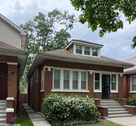 Tiny photo for 7634 S Loomis Boulevard, Chicago, IL 60620 (MLS # 12641079)