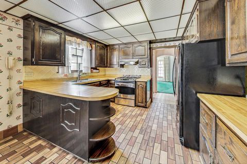 A home in North Riverside