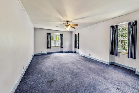 A home in North Riverside