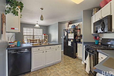 Tiny photo for 711 Wedgewood Trl, McHenry, IL 60050 (MLS # 12607721)