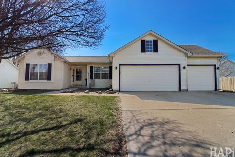 Tiny photo for 711 Wedgewood Trl, McHenry, IL 60050 (MLS # 12607721)