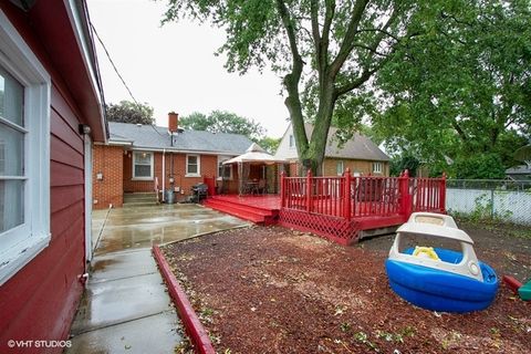 A home in LANSING