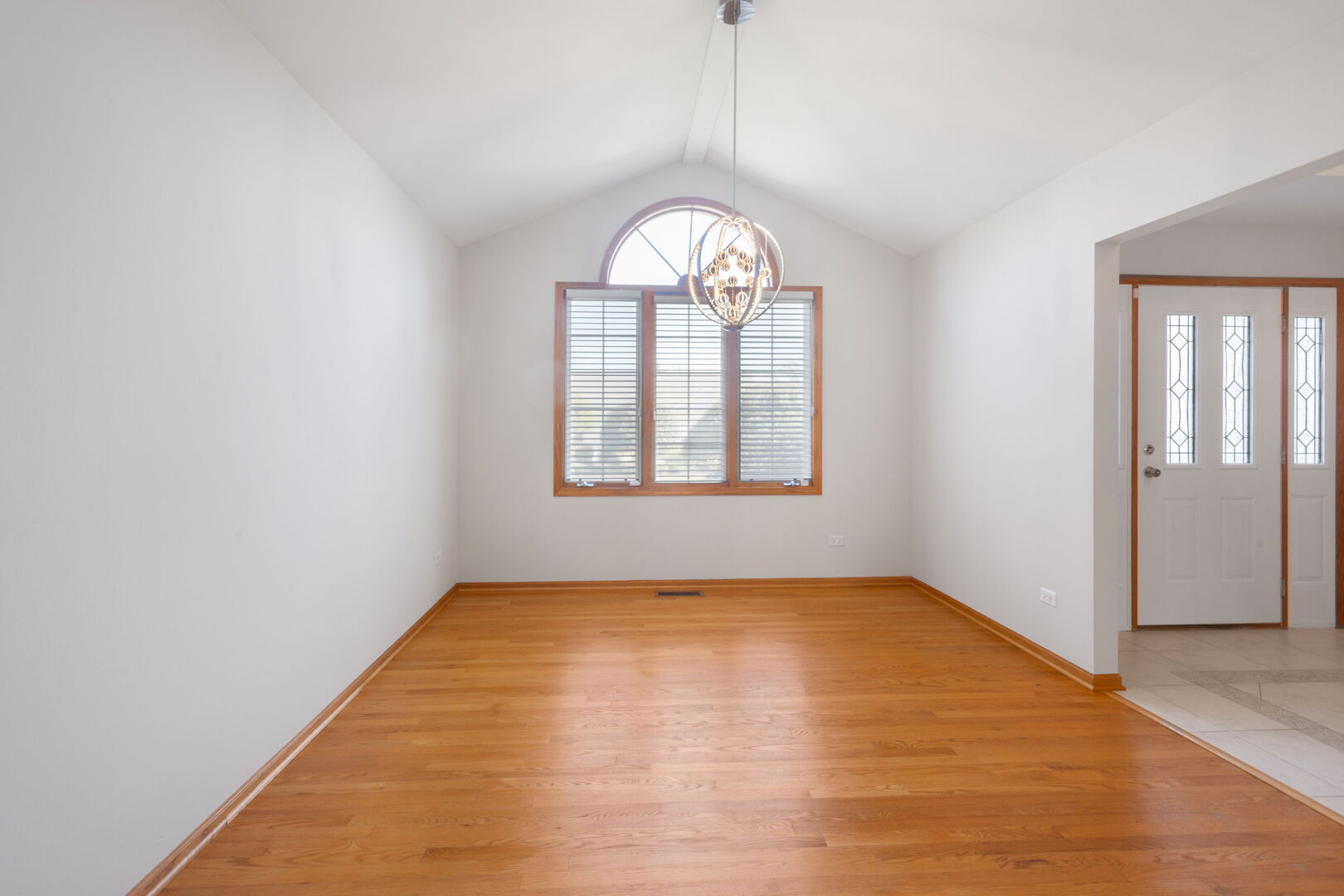 16306 Chickadee Circle