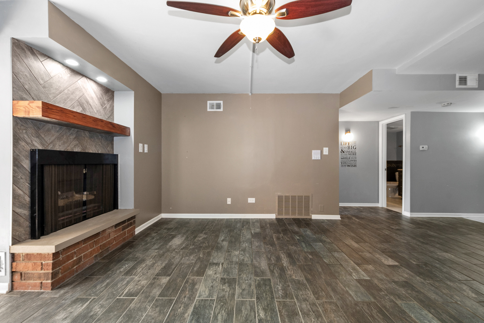 14515 Central Court G3