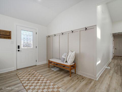 Tiny photo for 10630 S Keeler Avenue, Oak Lawn, IL 60453 (MLS # 12590346)