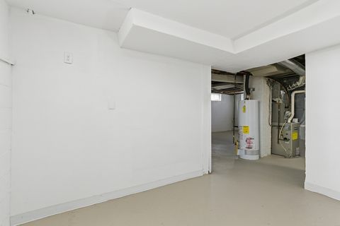 Tiny photo for 2721 Redwood Avenue, Davenport, IA 52802 (MLS # 12550669)