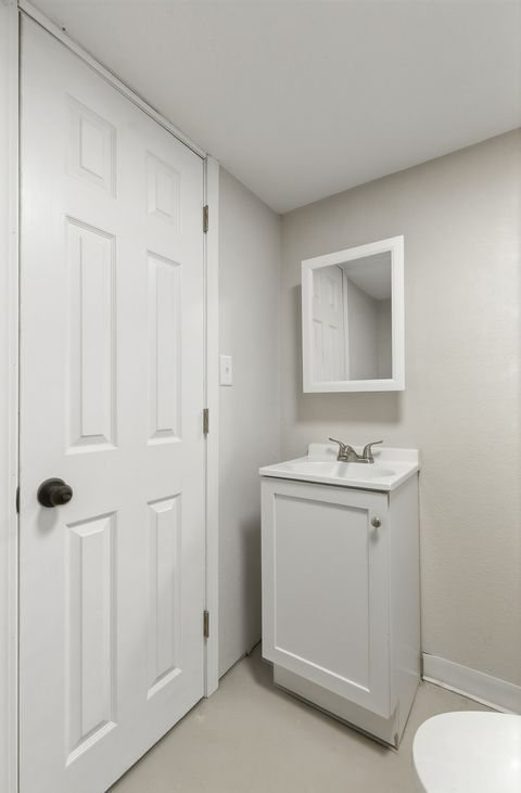 Tiny photo for 2721 Redwood Avenue, Davenport, IA 52802 (MLS # 12550669)