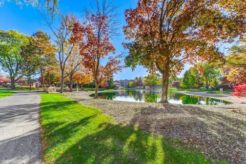 Tiny photo for 1126 S NEW WILKE Road #307, Arlington Heights, IL 60005 (MLS # 12513011)