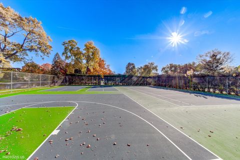 Tiny photo for 1126 S NEW WILKE Road #307, Arlington Heights, IL 60005 (MLS # 12513011)