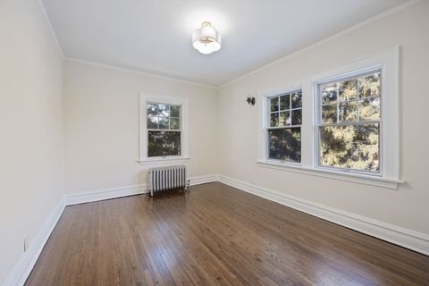 Tiny photo for 527 Warwick Road, Kenilworth, IL 60043 (MLS # 12356234)