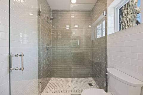 Tiny photo for 527 Warwick Road, Kenilworth, IL 60043 (MLS # 12356234)