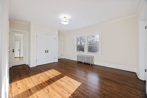Tiny photo for 527 Warwick Road, Kenilworth, IL 60043 (MLS # 12356234)