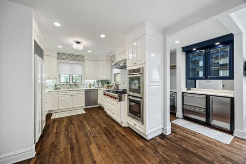 Tiny photo for 527 Warwick Road, Kenilworth, IL 60043 (MLS # 12356234)